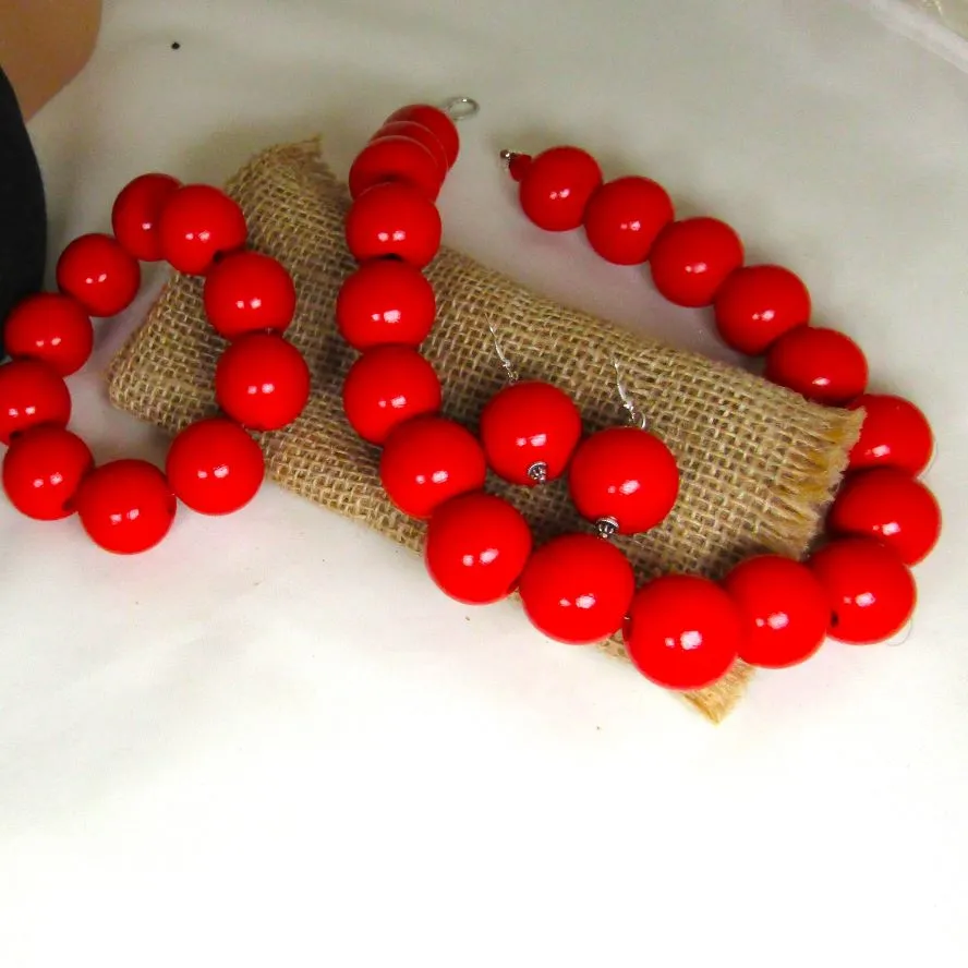 Big Bold Red Wooden Bead Jewelry Set