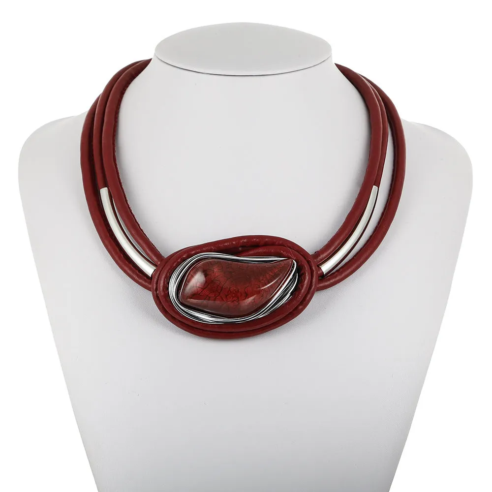 European and American Minimalist Leather Rope Resin Women's Necklaces from Savanna Rhythms Collection