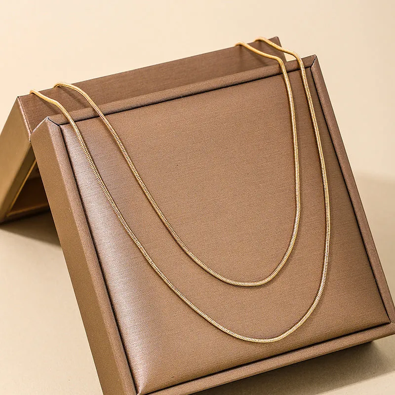 European Chic Double-Layer Chain Necklace with Minimalist Design Aesthetic