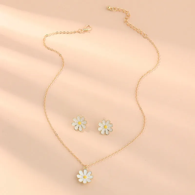 Fashion Small Daisy Sweet Flower Necklace