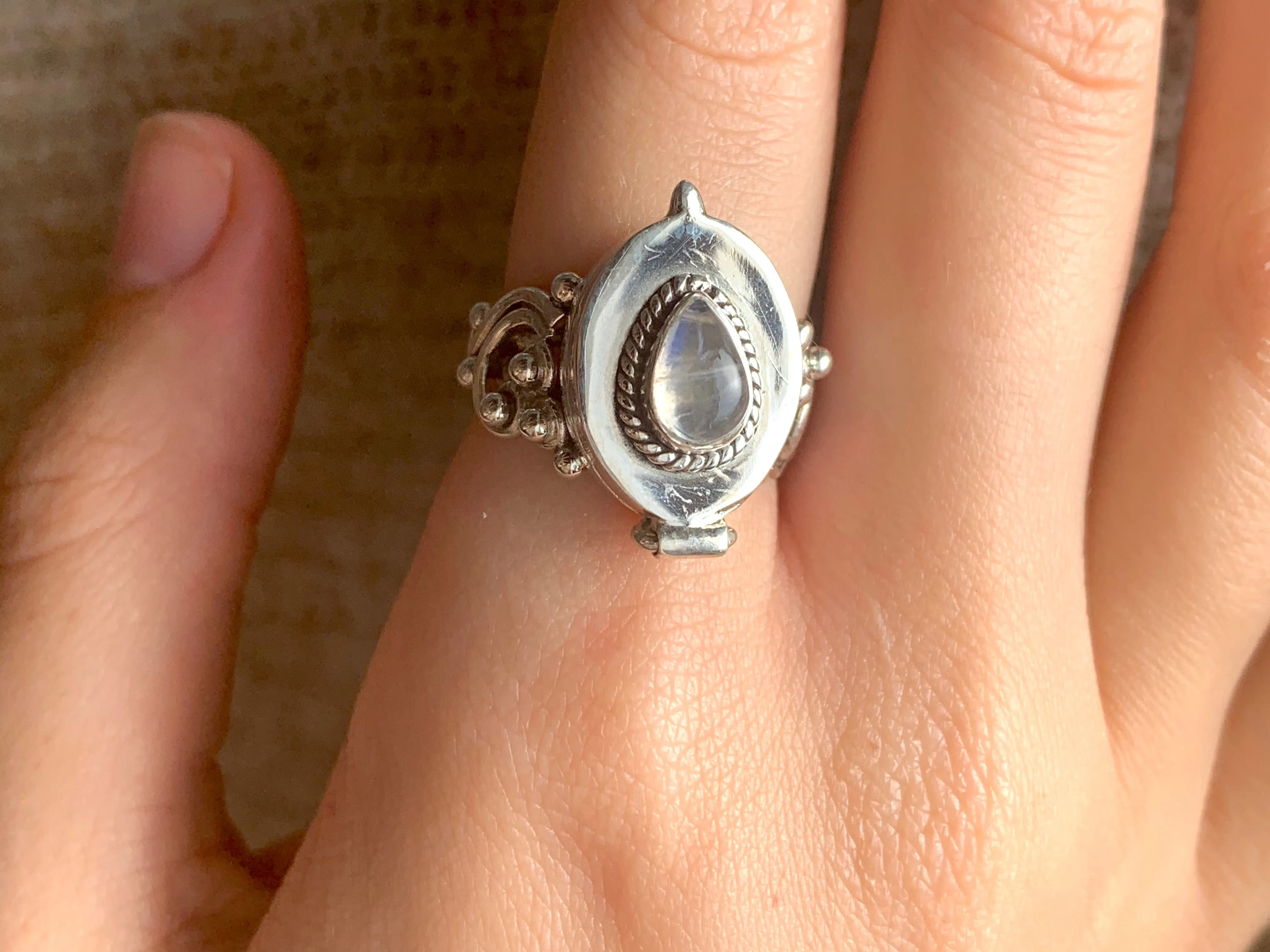 Moonstone Poison Ring - Oval / Teardrop (US 10)