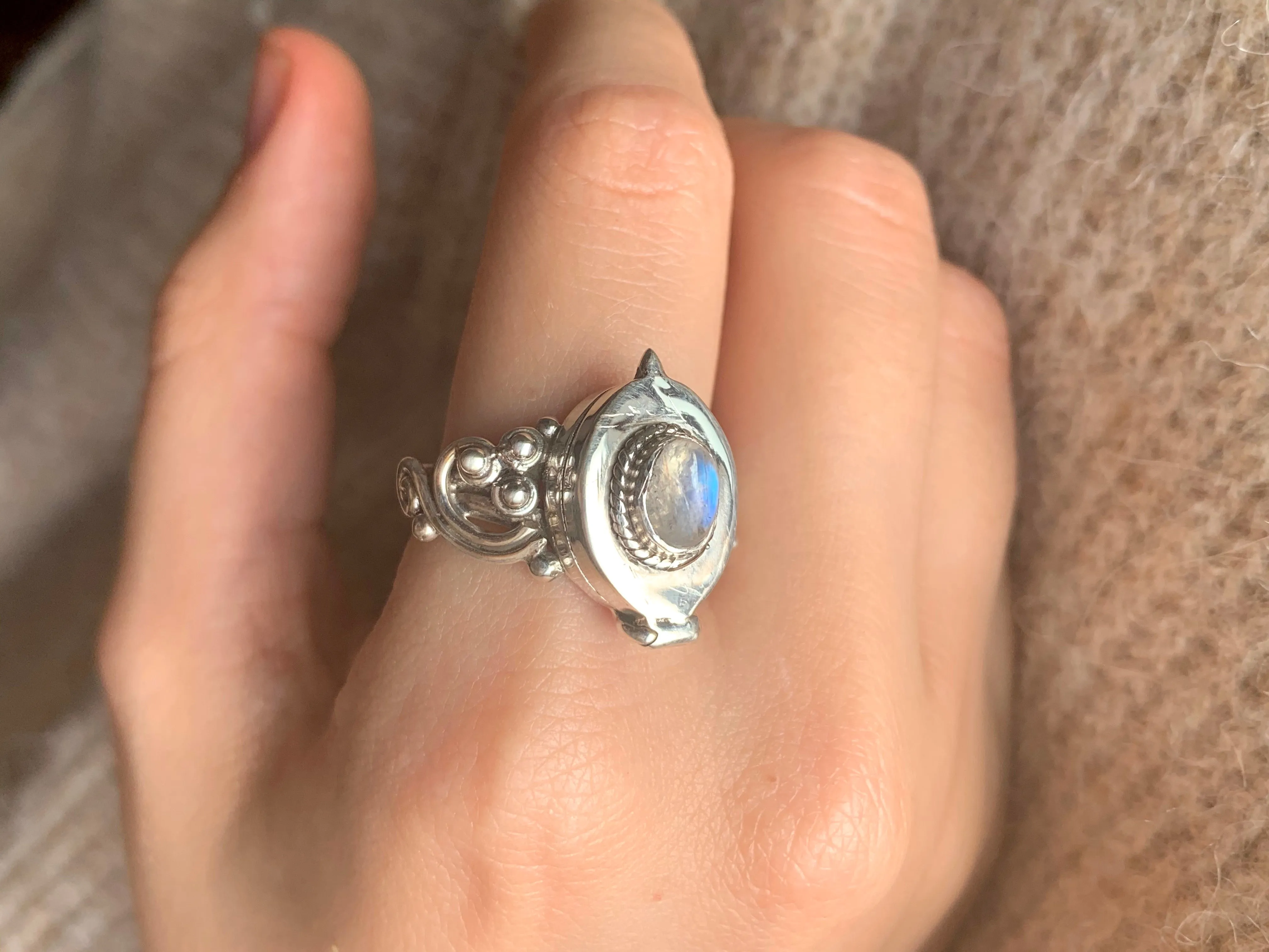 Moonstone Poison Ring - Oval / Teardrop (US 10)