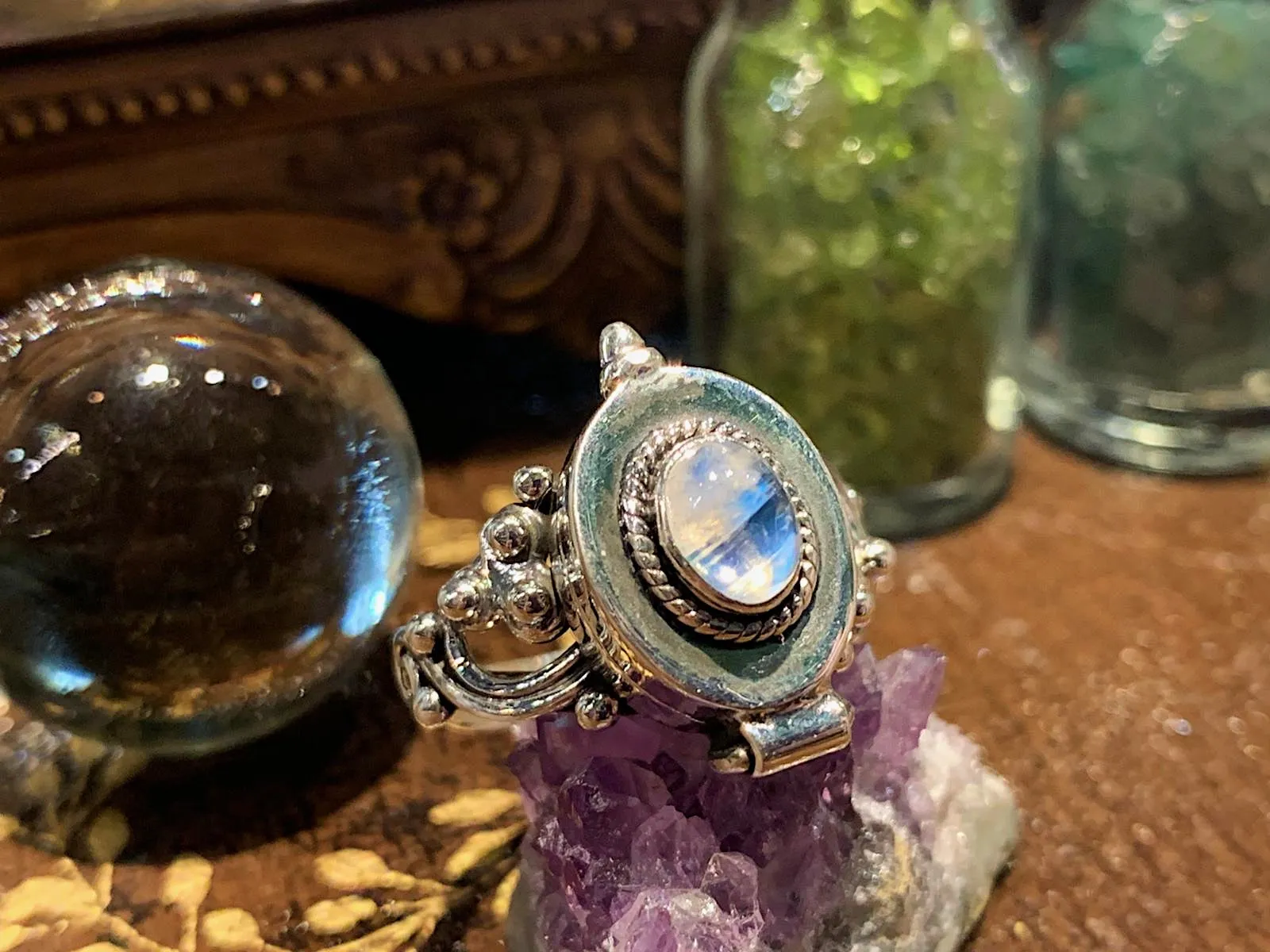 Moonstone Poison Ring - Oval / Teardrop (US 10)