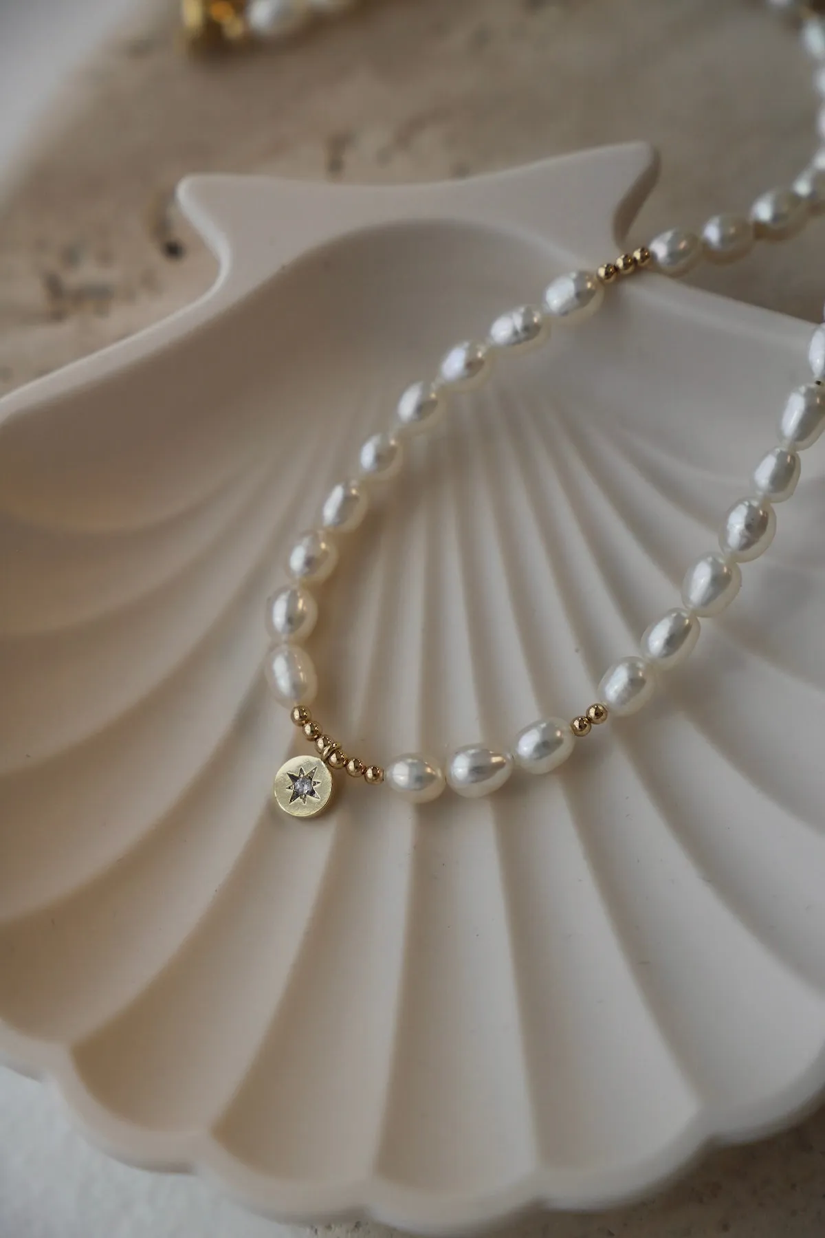 PEARL BEADED STAR MEDALLION NECKLACE