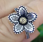 R799 Flower Ring