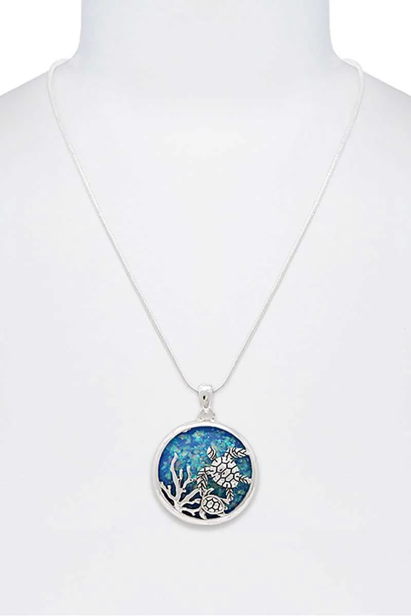 Stylish Sea Turtle Circle Pendant Necklace